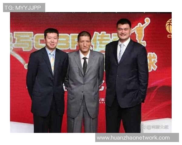 王治郅与姚明技术对比解析:两位篮球巨星的风格与成就探讨 王治郅与姚明技术对比解析:两位篮球巨星的风格与成就探讨