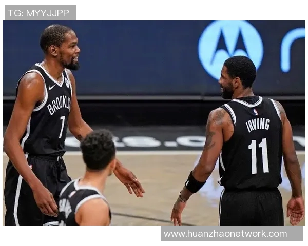 姚明在关键比赛中被裁判驱逐引发热议球迷纷纷表示不满与惋惜 姚明在关键比赛中被裁判驱逐引发热议球迷纷纷表示不满与惋惜