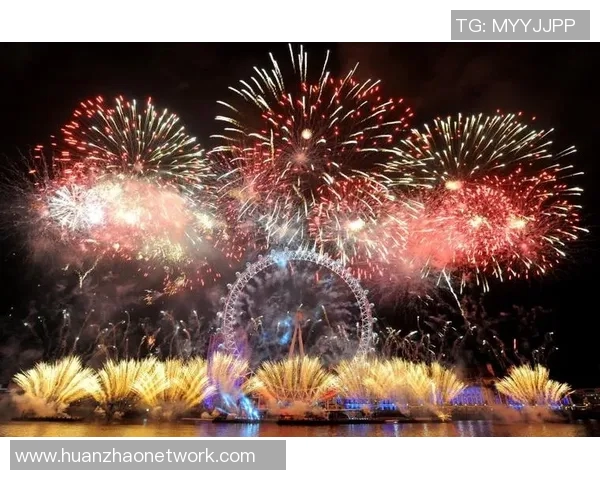 足球明星绚丽烟花下的高清瞬间展现激情与荣耀 足球明星绚丽烟花下的高清瞬间展现激情与荣耀