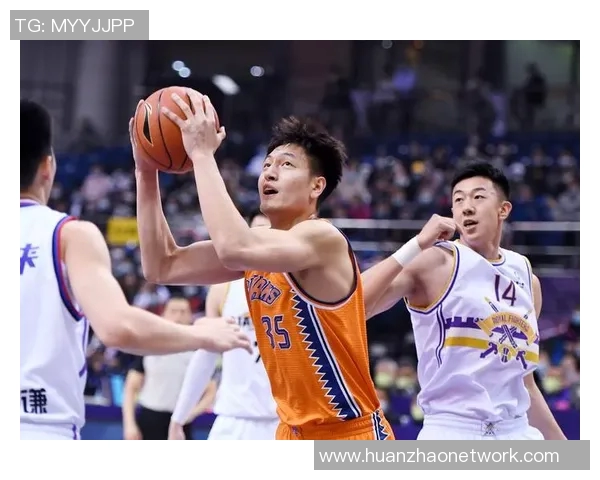 篮球明星展现独特篮球手势的精彩瞬间图片集锦